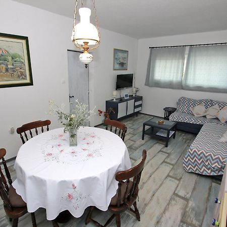 Apartments By The Sea Vinjerac, Zadar - 13811 Posedarje Rom bilde